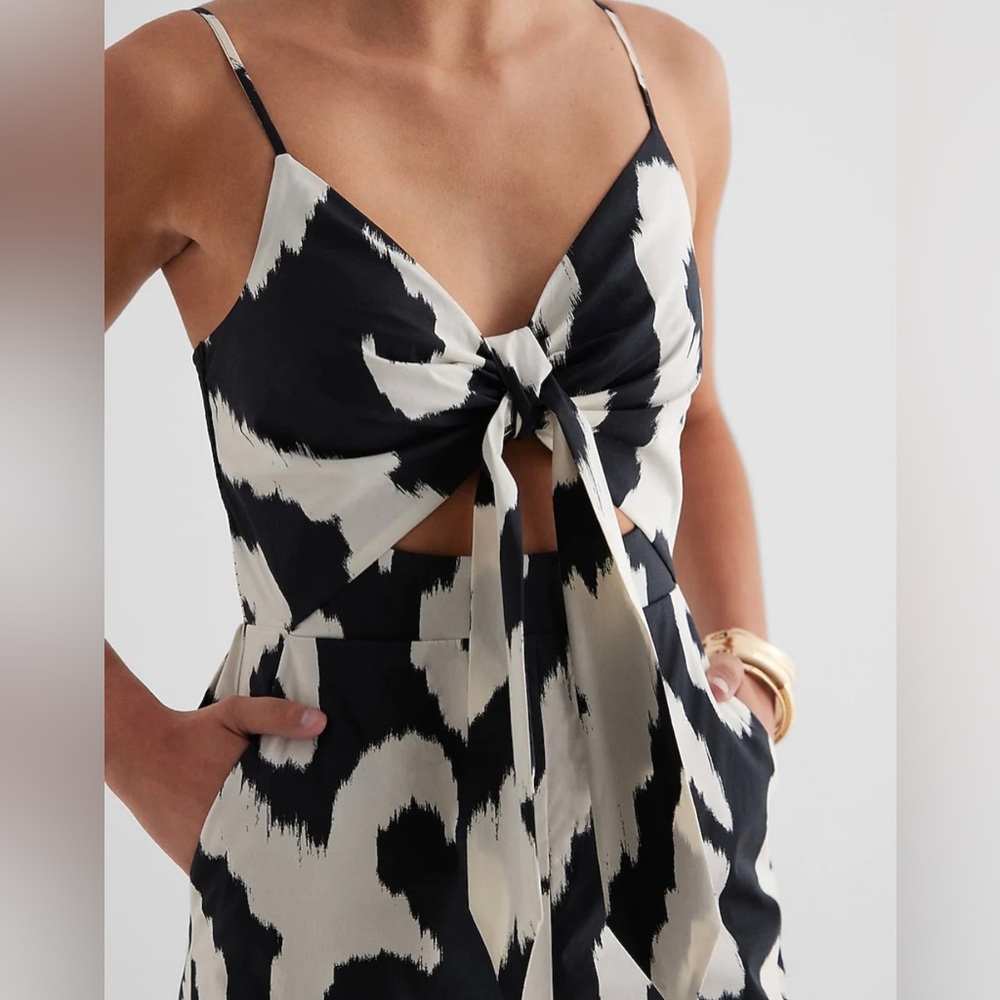 Express Black and White Patterned Jumpsuit - Picture 2 of 9